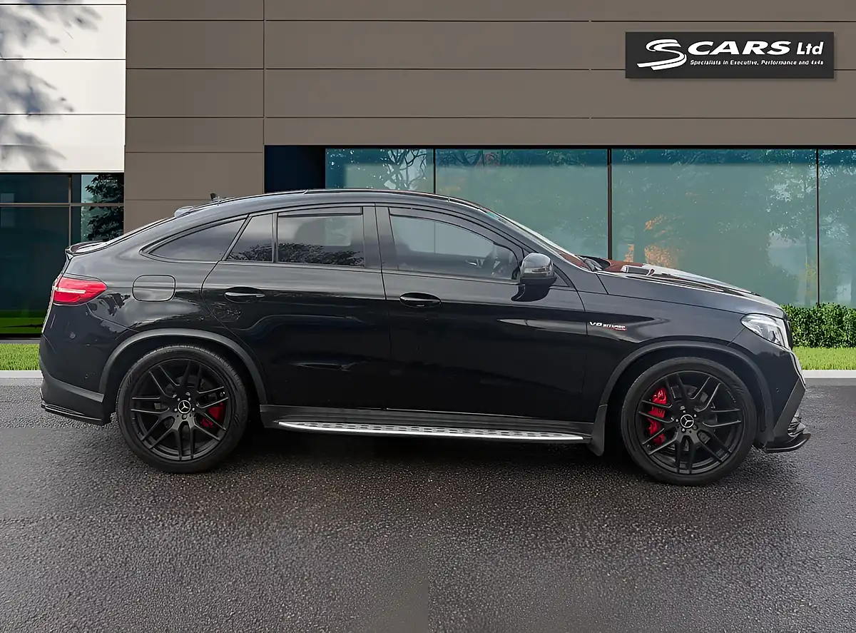 Used 2019 Mercedes-Benz Gle-Class Night Edition Black - Interior and Exterior details 2