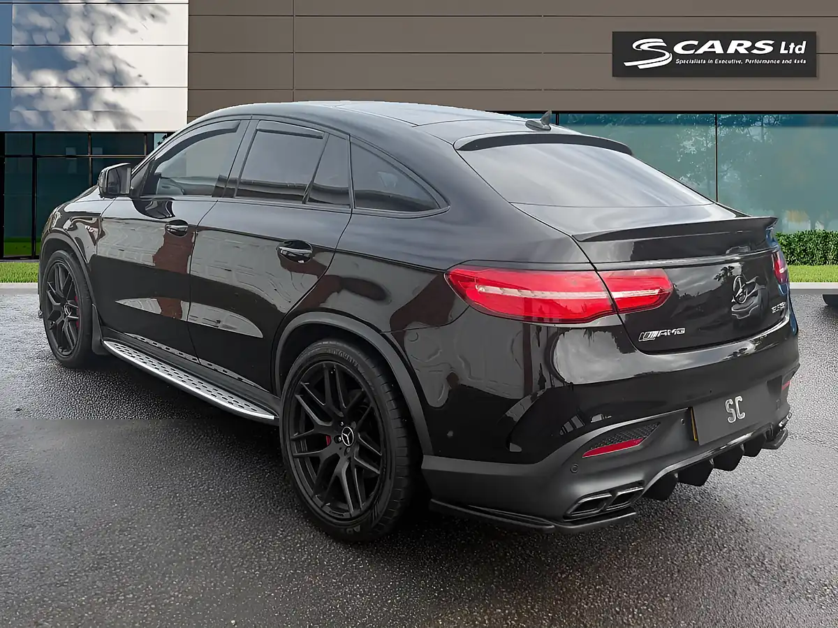 Used 2019 Mercedes-Benz Gle-Class Night Edition Black - Interior and Exterior details 6