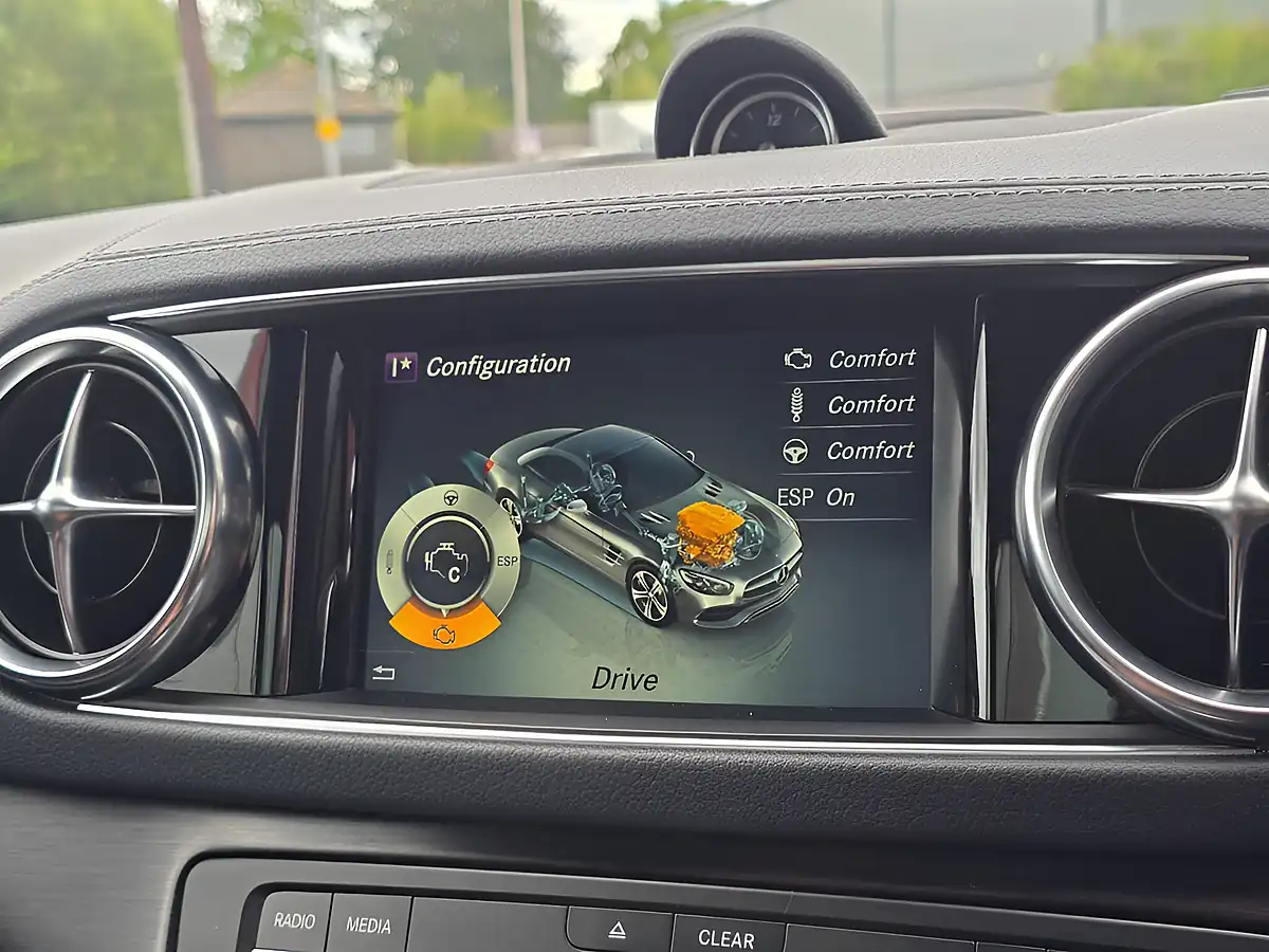 Used 2019 Mercedes-Benz Sl AMG Line (premium) Diamond White Tricoat - Interior and Exterior details 14
