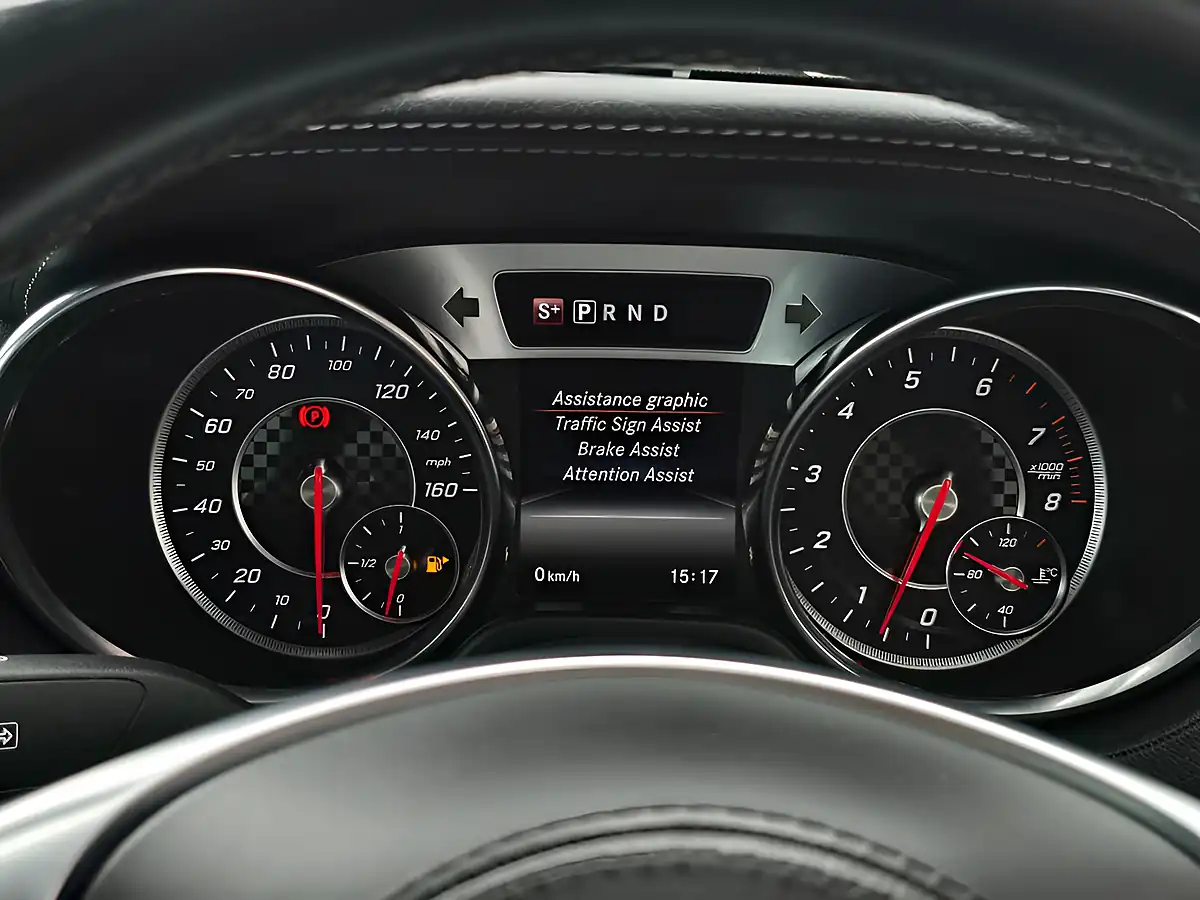 Used 2019 Mercedes-Benz Sl AMG Line (premium) Diamond White Tricoat - Interior and Exterior details 16