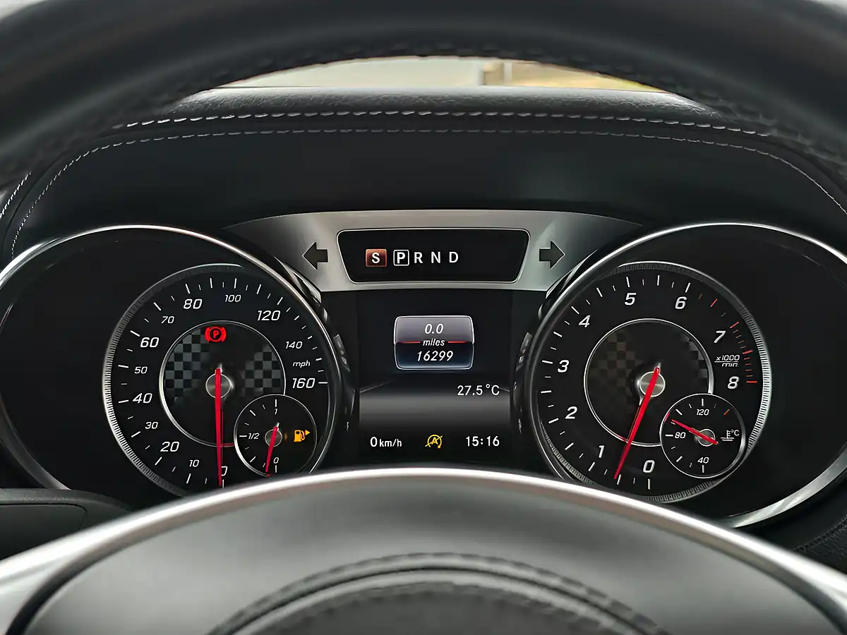 Used 2019 Mercedes-Benz Sl AMG Line (premium) Diamond White Tricoat - Interior and Exterior details 17