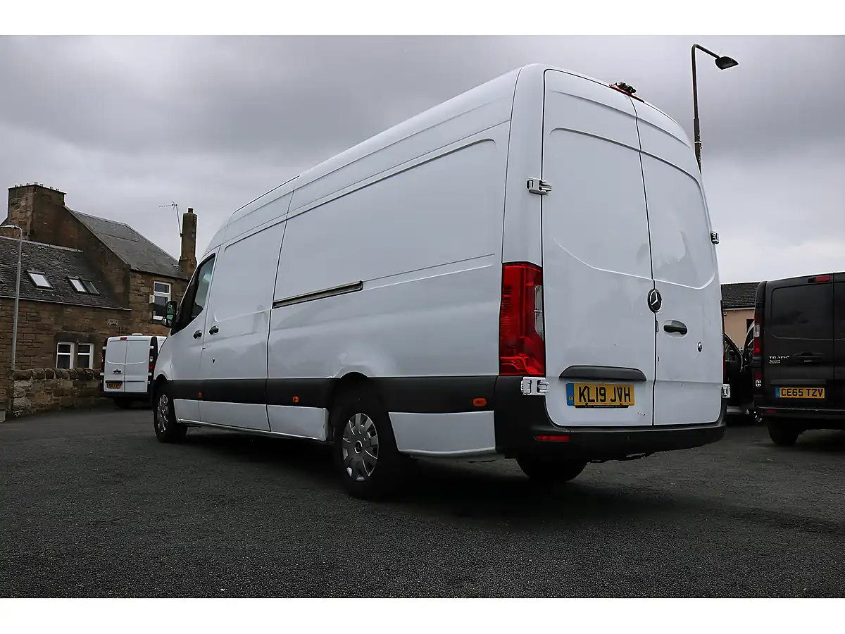 Used 2019 Mercedes-Benz Sprinter 314 Lwb White - Interior and Exterior details 7