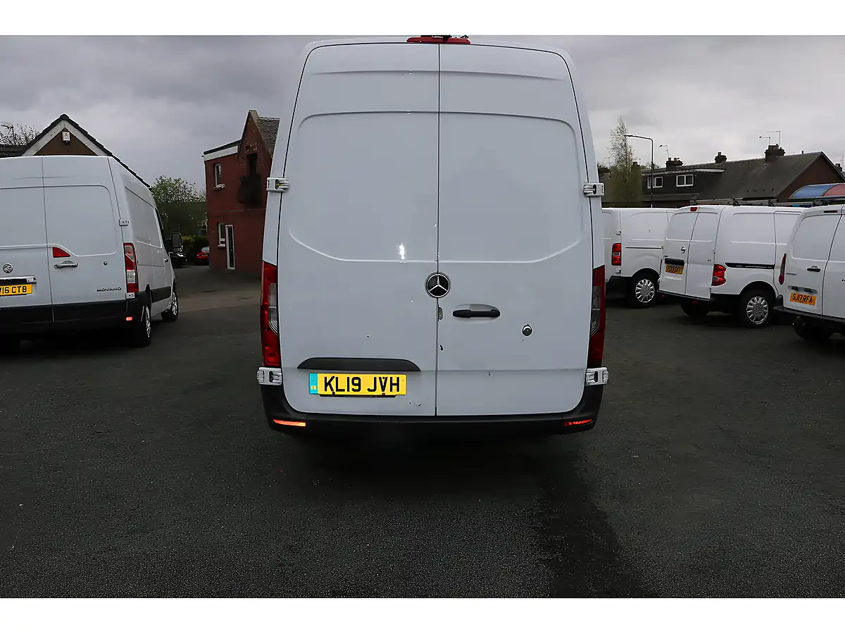 Used 2019 Mercedes-Benz Sprinter 314 Lwb White - Interior and Exterior details 8