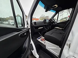 Used 2019 Mercedes-Benz Sprinter 314 RWD 35t White - Interior and Exterior details 10