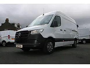 Used 2019 Mercedes-Benz Sprinter 314 White - Interior and Exterior details 12