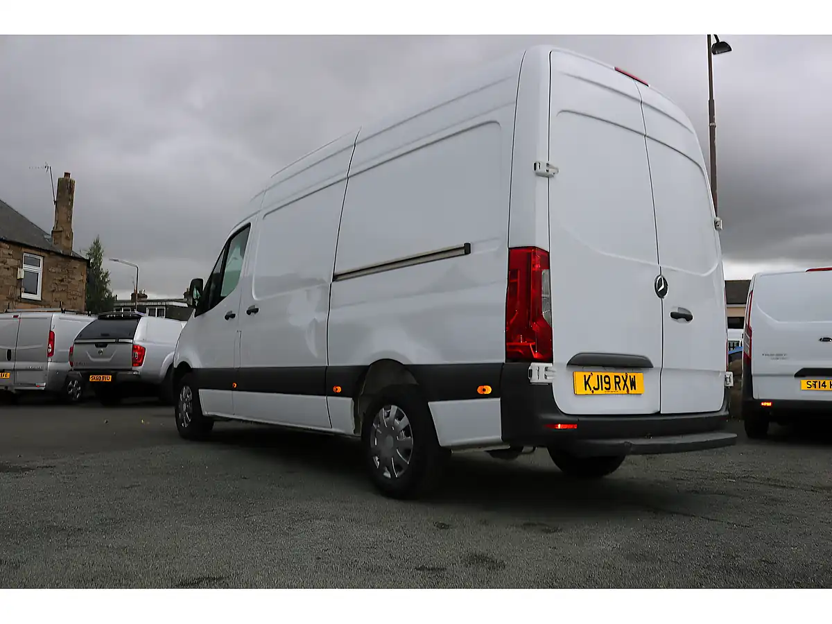 Used 2019 Mercedes-Benz Sprinter 314 White - Interior and Exterior details 6