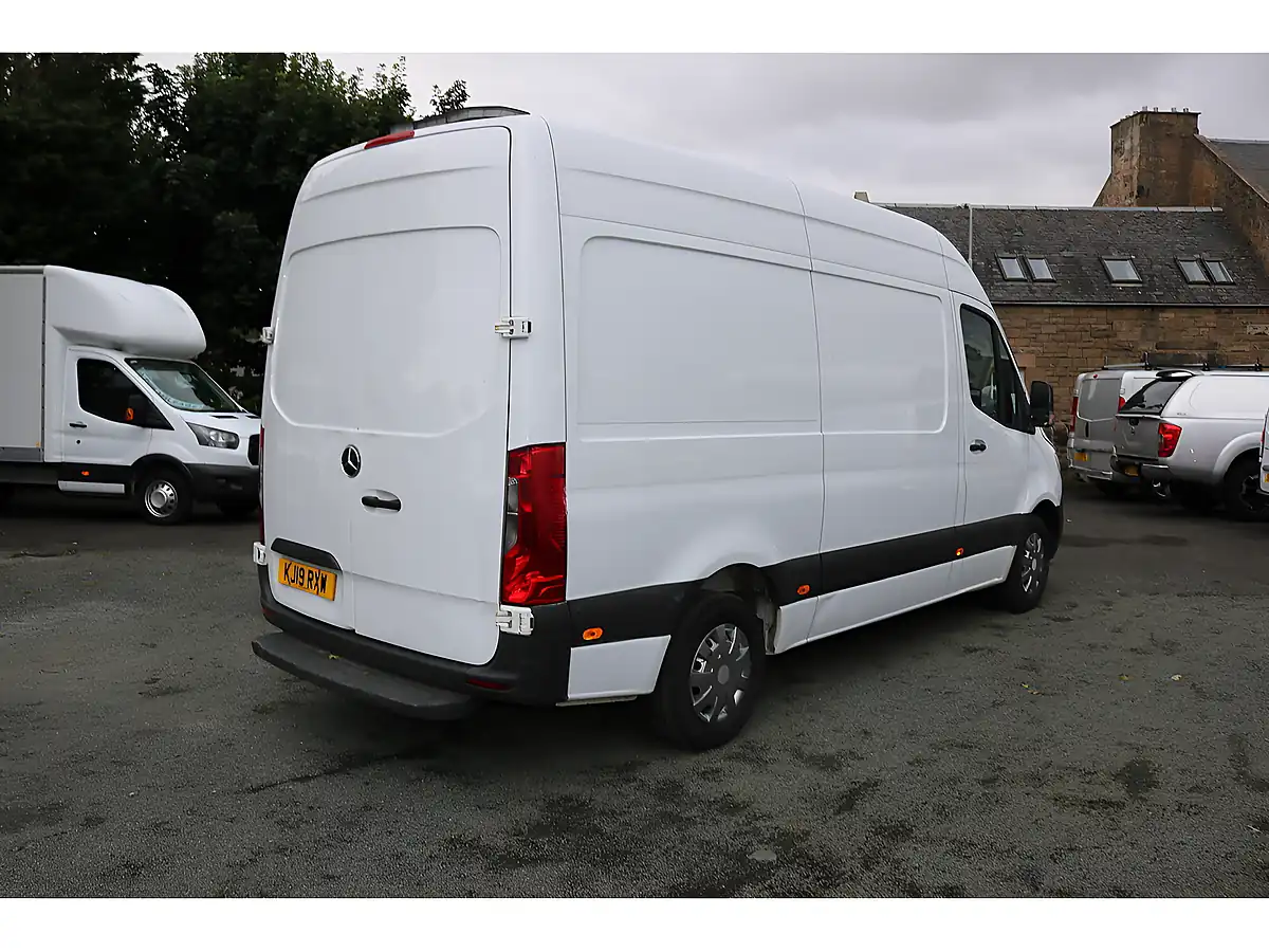 Used 2019 Mercedes-Benz Sprinter 314 White - Interior and Exterior details 8