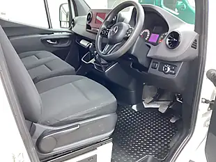 Used 2019 Mercedes-Benz Sprinter 316 Mwb White - Interior and Exterior details 13