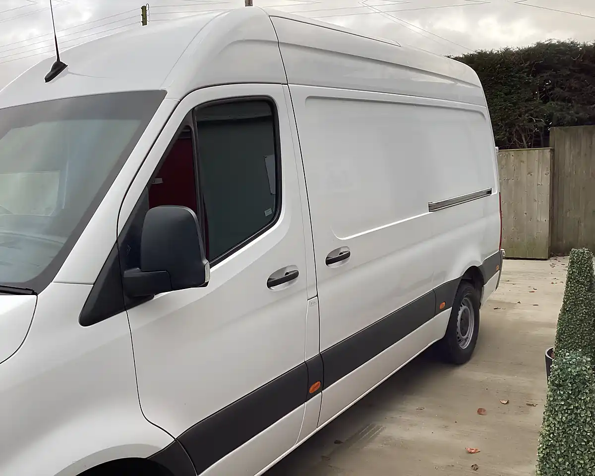 Used 2019 Mercedes-Benz Sprinter 316 Mwb White - Interior and Exterior details 15