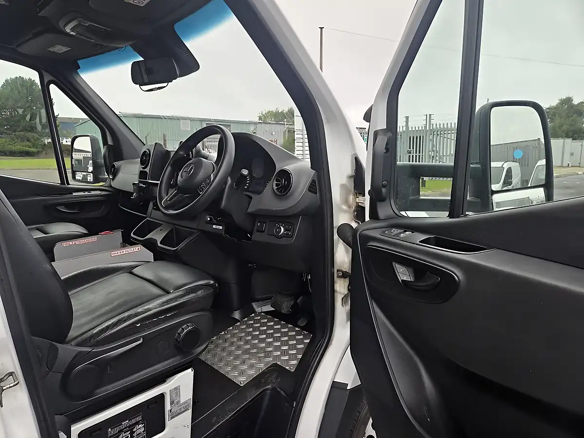 Used 2019 Mercedes-Benz Sprinter Ambulance White - Interior and Exterior details 10