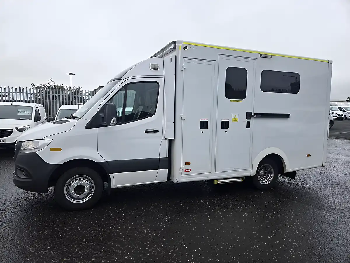 Used 2019 Mercedes-Benz Sprinter Ambulance White - Interior and Exterior details 3