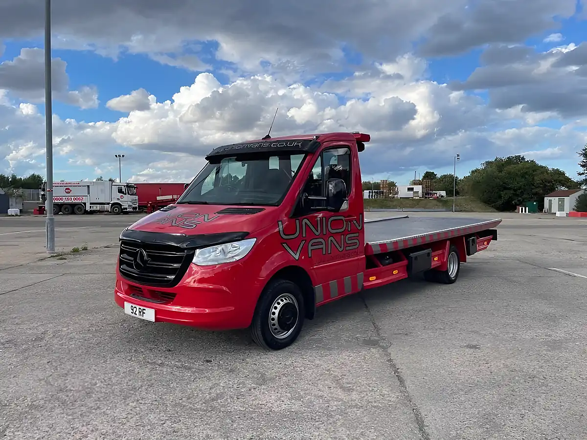 Used 2019 Mercedes-Benz Sprinter Chassis Cab Red - Interior and Exterior details 3