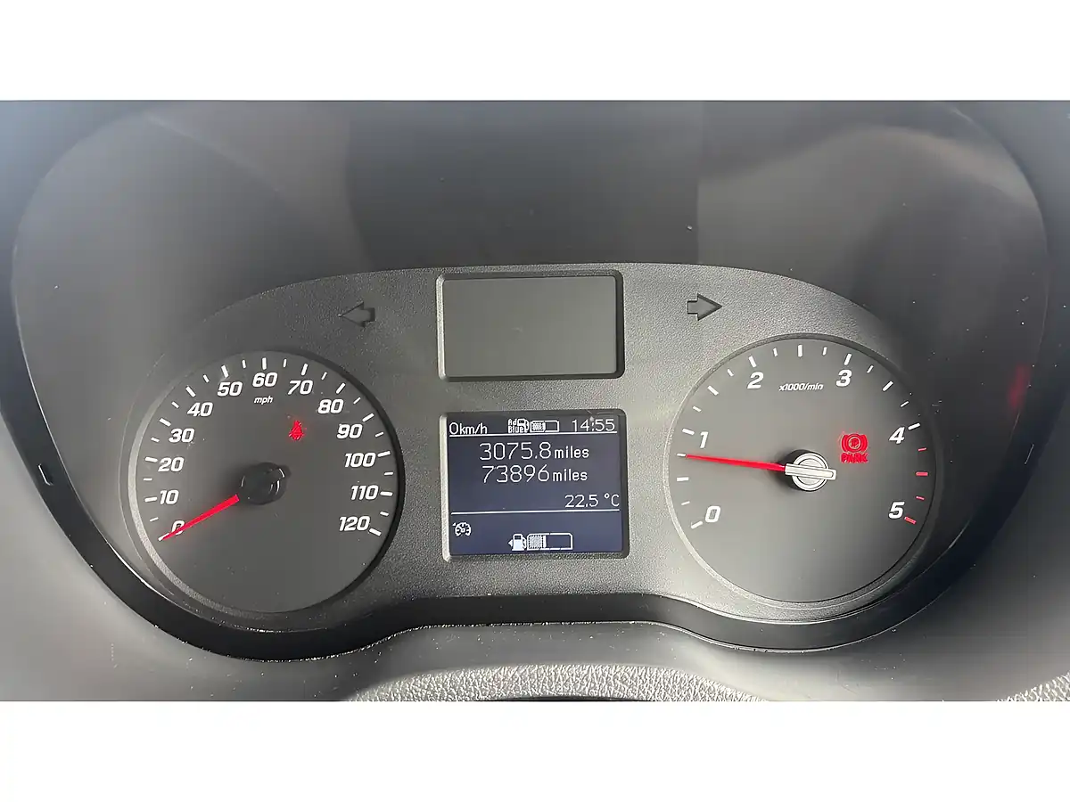 Used 2019 Mercedes-Benz Sprinter L2 White - Interior and Exterior details 15