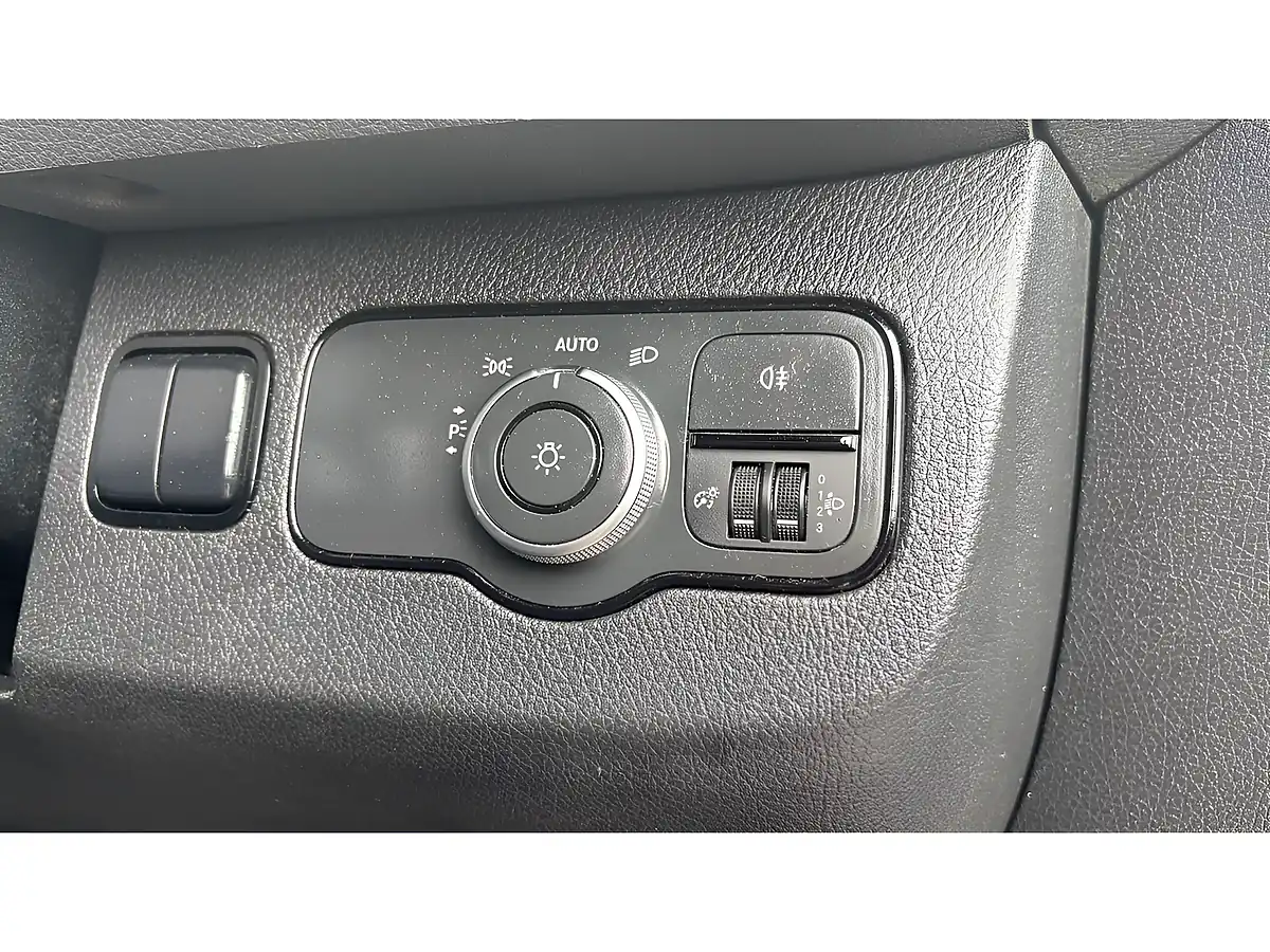 Used 2019 Mercedes-Benz Sprinter L2 White - Interior and Exterior details 18