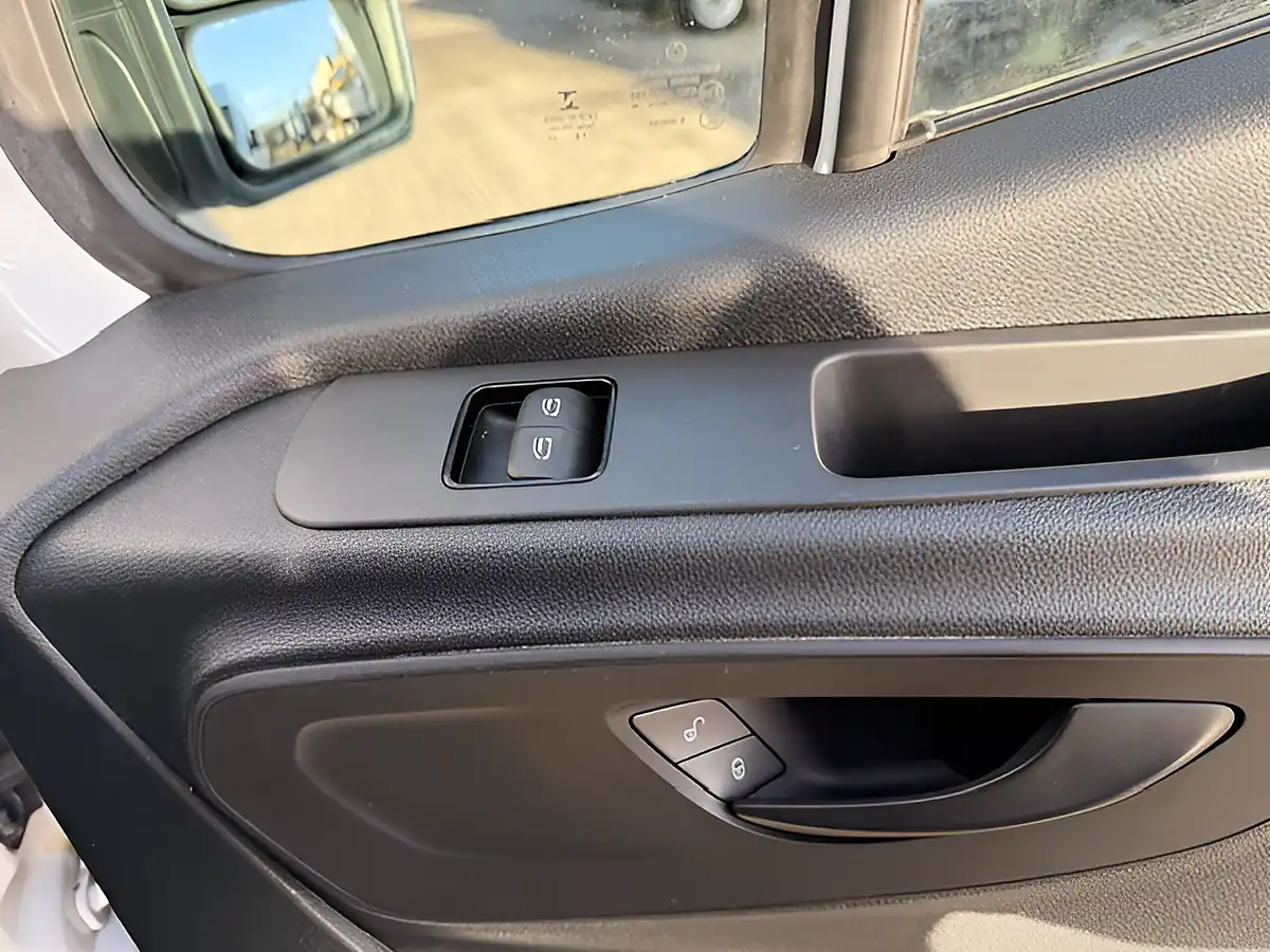 Used 2019 Mercedes-Benz Sprinter L3 H2 Lwb High Roof White - Interior and Exterior details 16