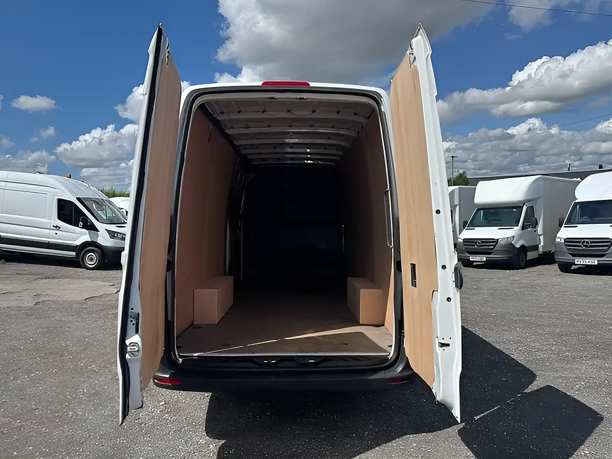 Used 2019 Mercedes-Benz Sprinter L3 H2 Lwb New Shape White - Interior and Exterior details 3