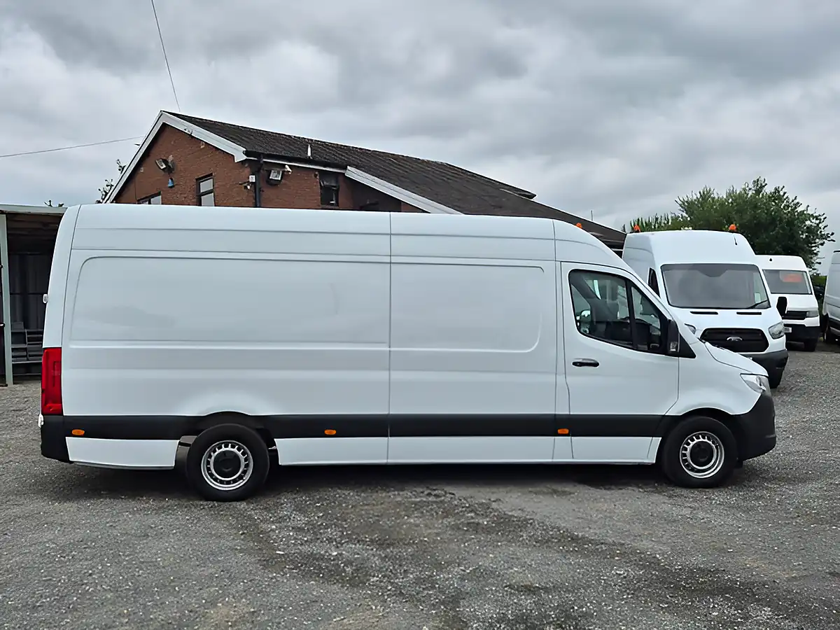 Used 2019 Mercedes-Benz Sprinter L3 H2 Lwb New Shape White - Interior and Exterior details 4