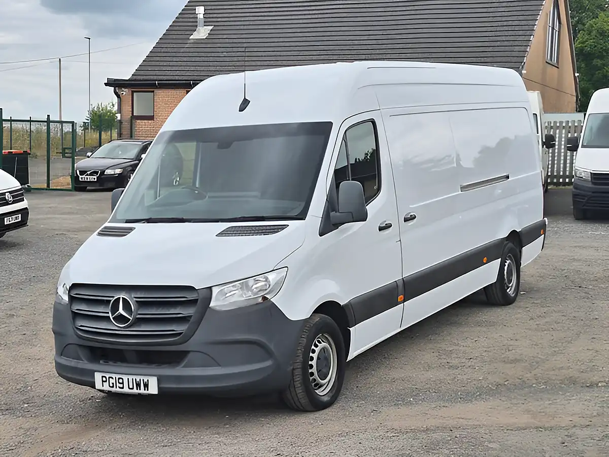 Used 2019 Mercedes-Benz Sprinter L3 H2 Lwb White - Front View