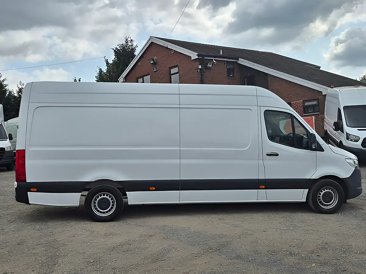Used 2019 Mercedes-Benz Sprinter L3 H2 Lwb White - Interior and Exterior details 6