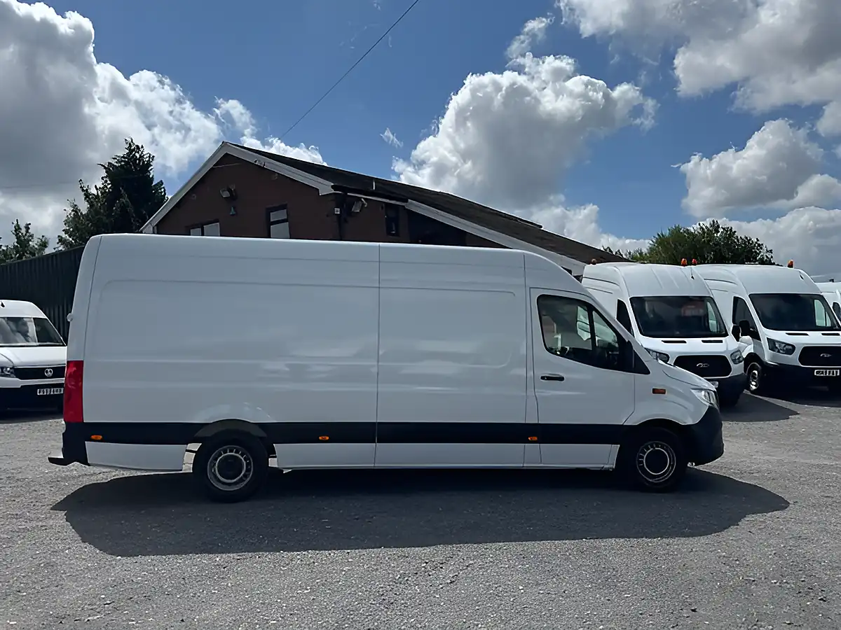 Used 2019 Mercedes-Benz Sprinter L3 H2 Lwb White - Interior and Exterior details 4