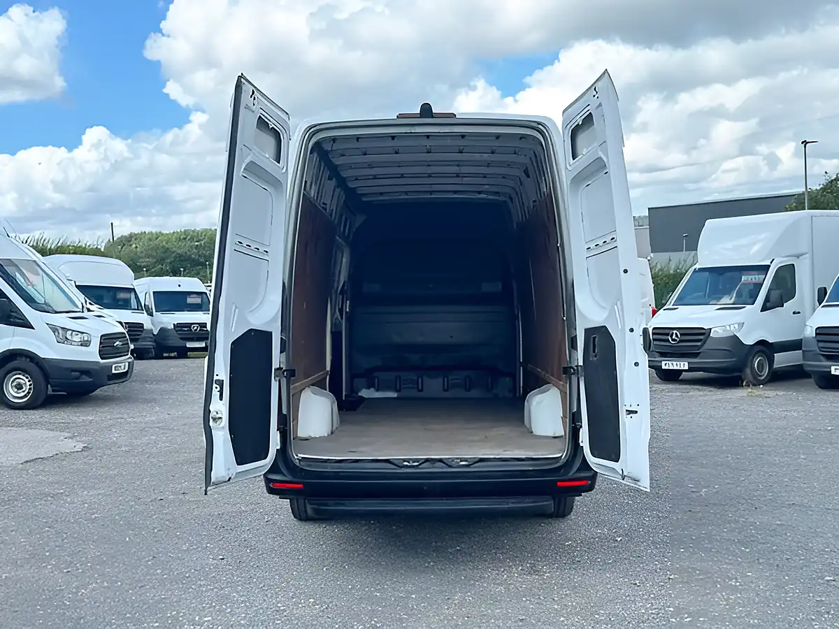 Used 2019 Mercedes-Benz Sprinter L3 H2 Lwb White - Interior and Exterior details 8