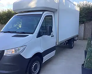 Used 2019 Mercedes-Benz Sprinter Luton White - Interior and Exterior details 15