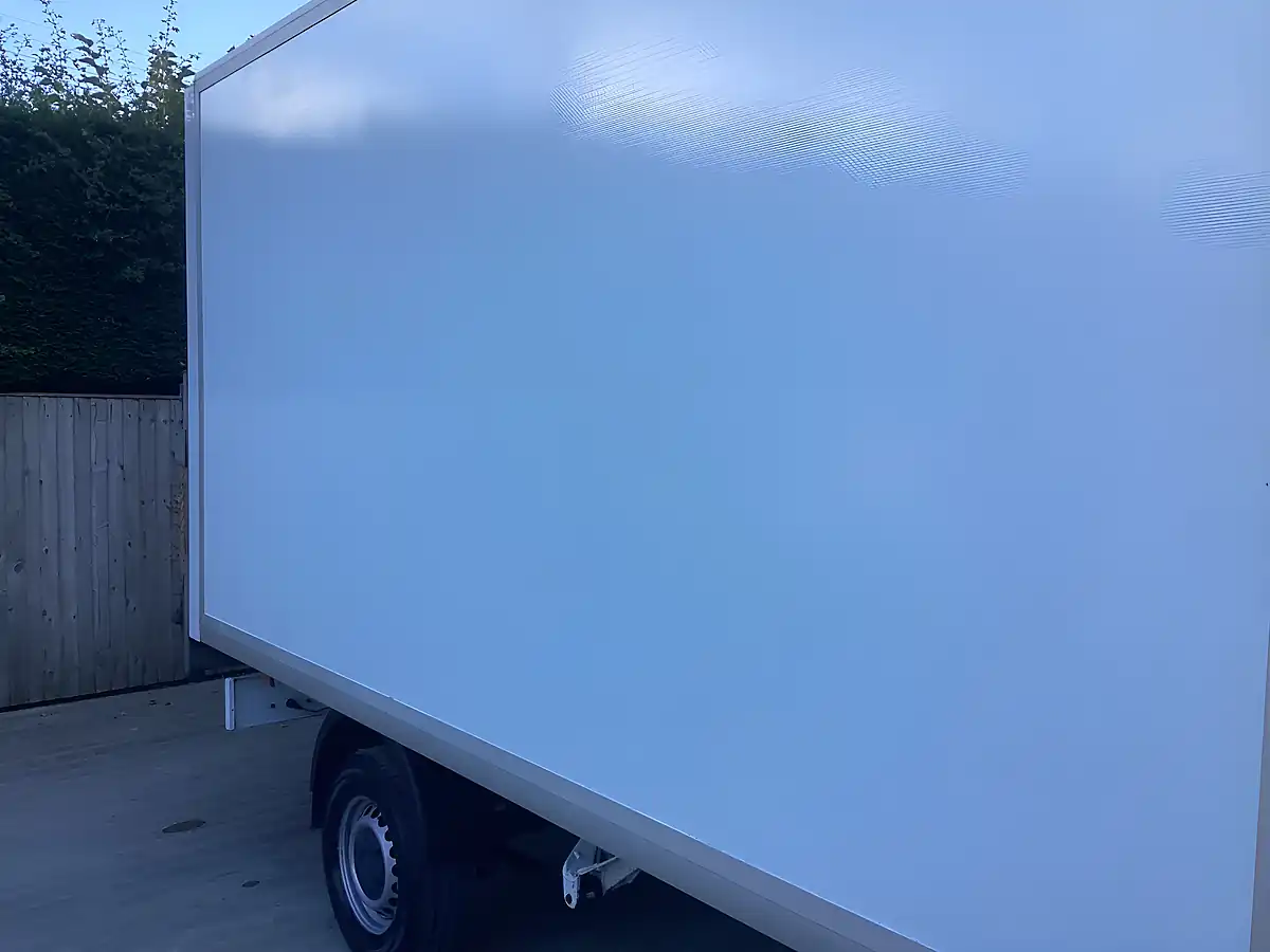 Used 2019 Mercedes-Benz Sprinter Luton White - Interior and Exterior details 9