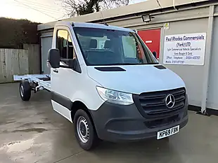 Used 2019 Mercedes-Benz Sprinter Lwb Chassis Cab White - Interior and Exterior details 5