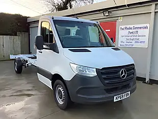 Used 2019 Mercedes-Benz Sprinter Lwb Chassis Cab White - Interior and Exterior details 6