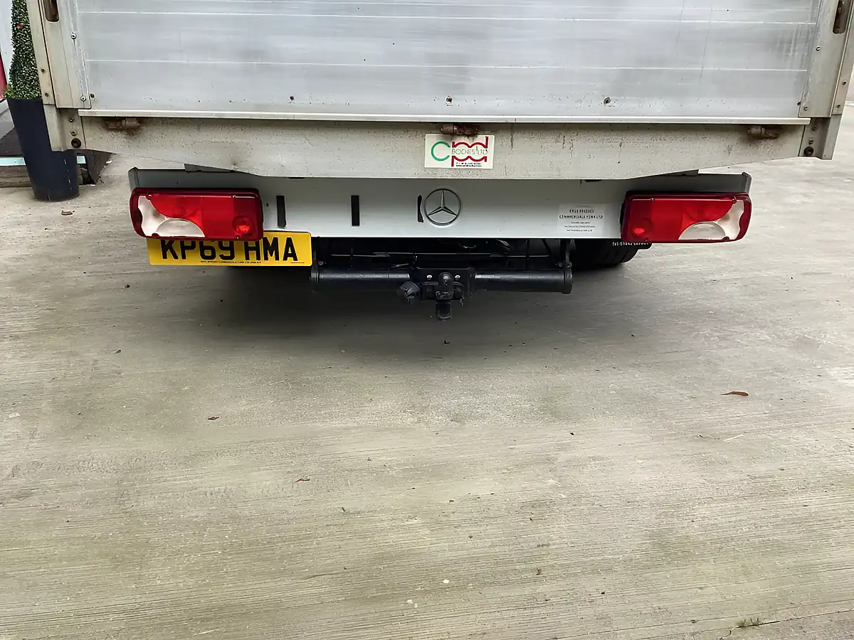 Used 2019 Mercedes-Benz Sprinter Lwb Drop-Side White - Interior and Exterior details 10