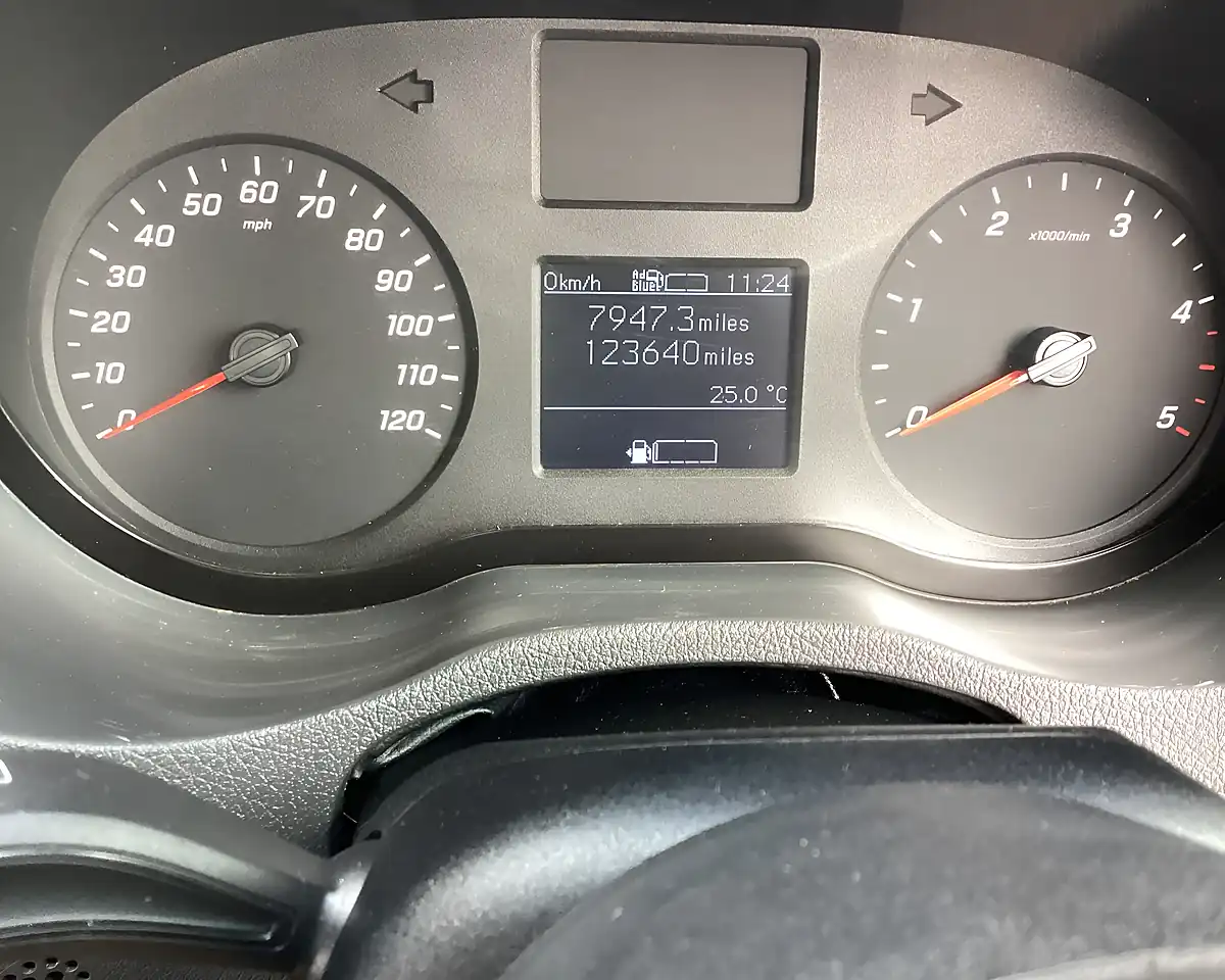 Used 2019 Mercedes-Benz Sprinter Lwb Drop-Side White - Interior and Exterior details 18