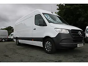 Used 2019 Mercedes-Benz Sprinter Lwb White - Interior and Exterior details 11