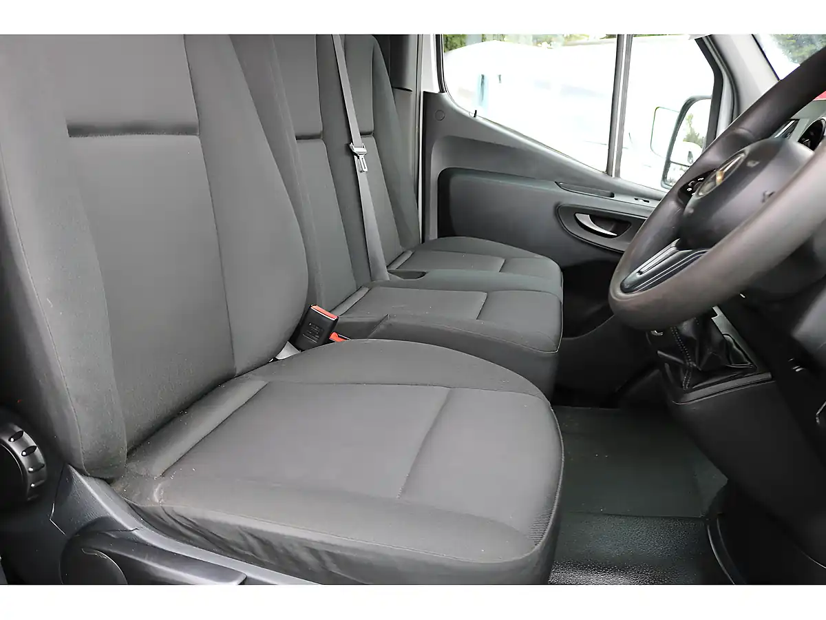 Used 2019 Mercedes-Benz Sprinter Lwb White - Interior and Exterior details 13