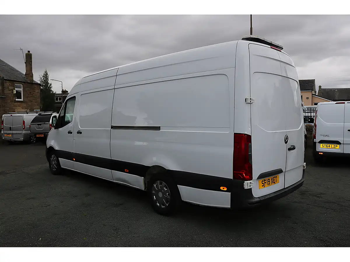 Used 2019 Mercedes-Benz Sprinter Lwb White - Interior and Exterior details 5