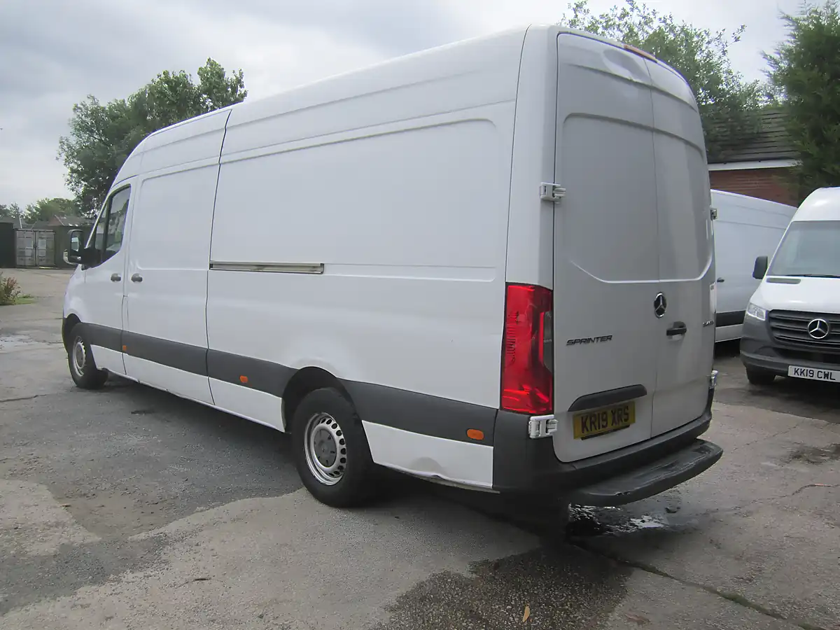 Used 2019 Mercedes-Benz Sprinter Lwb White - Interior and Exterior details 5