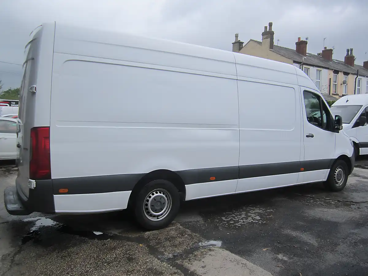 Used 2019 Mercedes-Benz Sprinter Lwb White - Interior and Exterior details 8