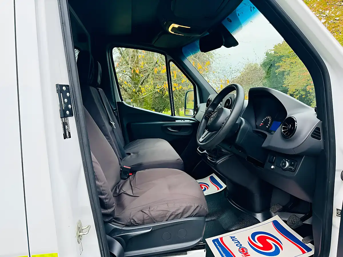 Used 2019 Mercedes-Benz Sprinter Panel Van White - Interior and Exterior details 13