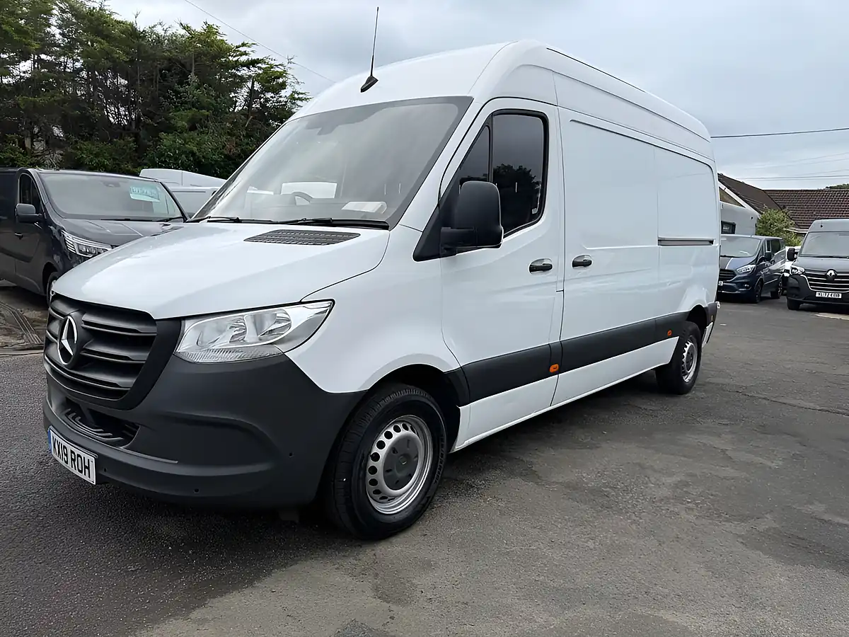 Used 2019 Mercedes-Benz Sprinter Panel Van White - Interior and Exterior details 10