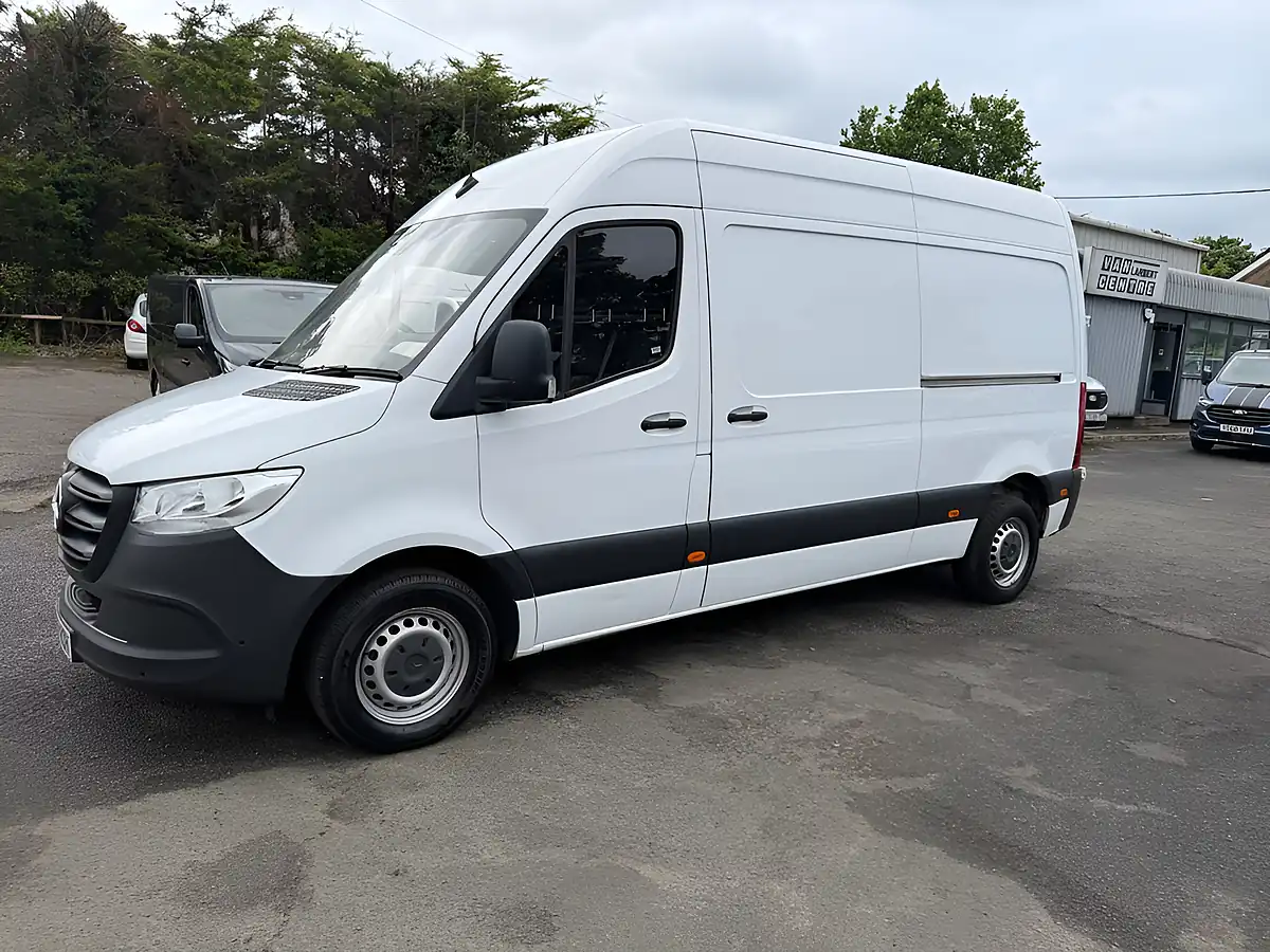 Used 2019 Mercedes-Benz Sprinter Panel Van White - Interior and Exterior details 14