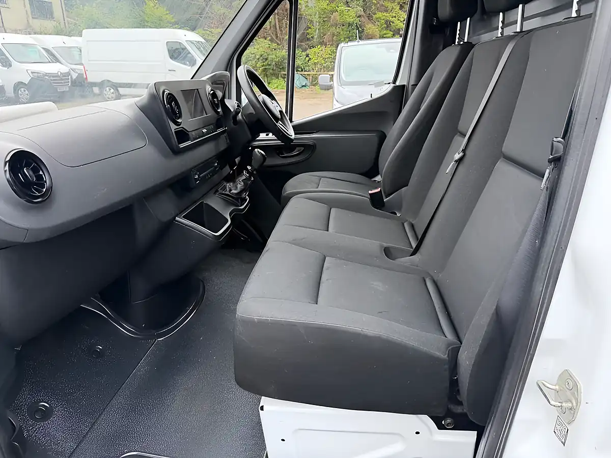 Used 2019 Mercedes-Benz Sprinter Panel Van White - Interior and Exterior details 6