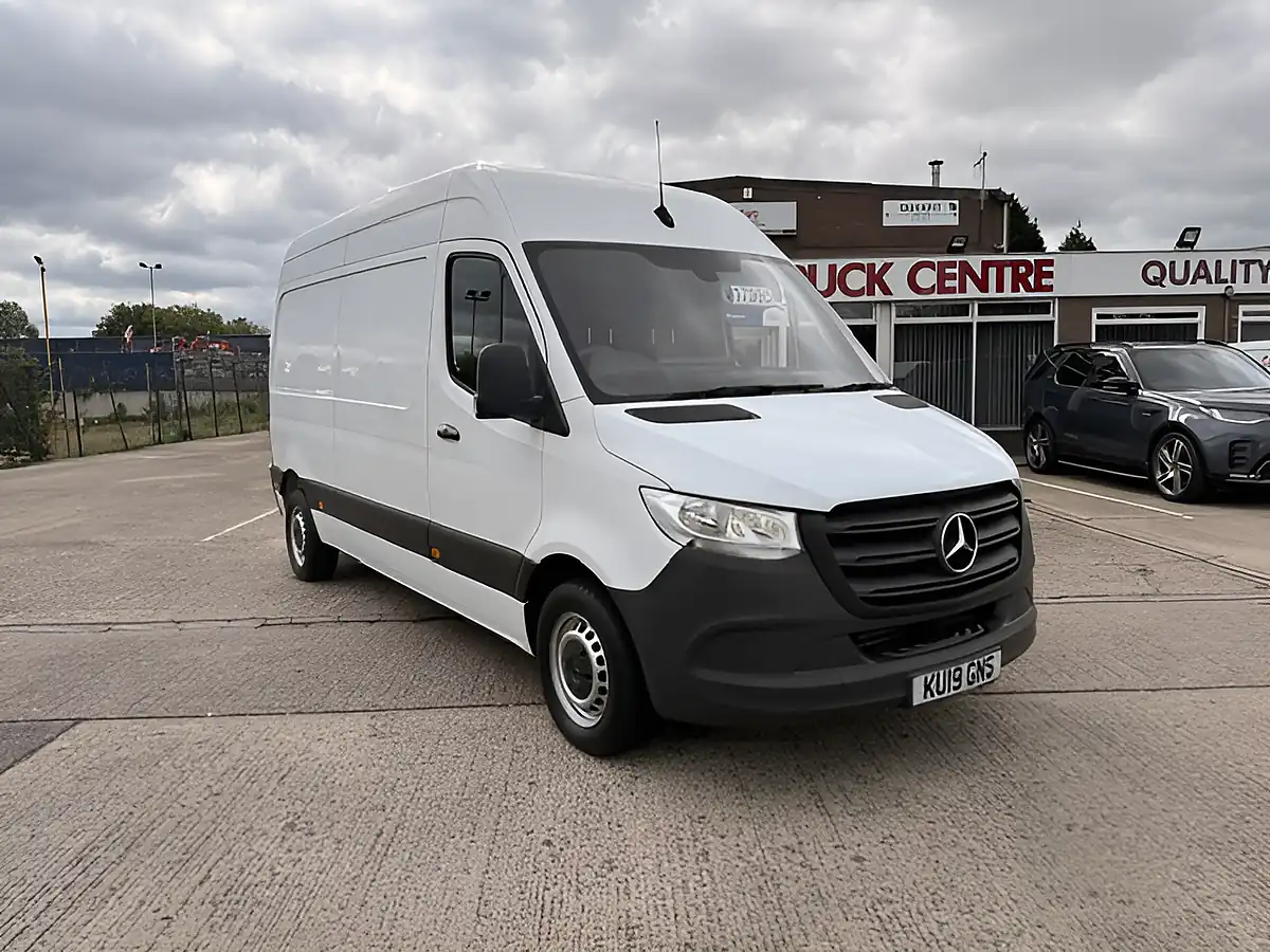 Used 2019 Mercedes-Benz Sprinter Premium White - Front View