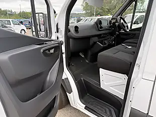 Used 2019 Mercedes-Benz Sprinter Premium White - Interior and Exterior details 13