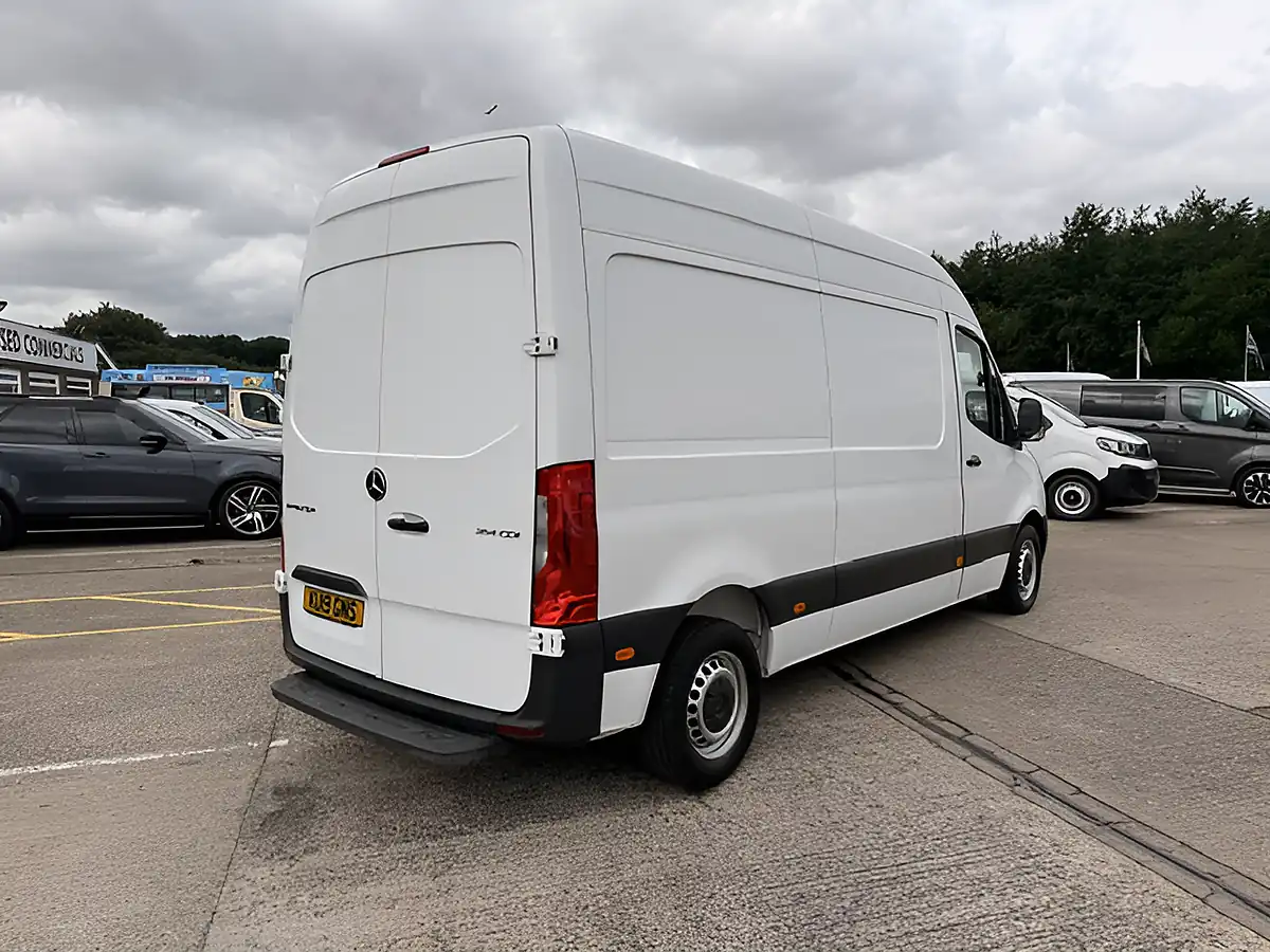 Used 2019 Mercedes-Benz Sprinter Premium White - Interior and Exterior details 3