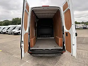 Used 2019 Mercedes-Benz Sprinter Premium White - Interior and Exterior details 6