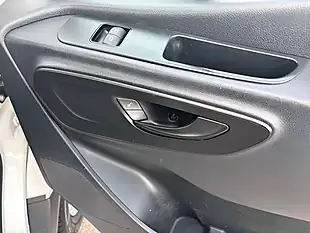 Used 2019 Mercedes-Benz Sprinter Tipper White - Interior and Exterior details 14