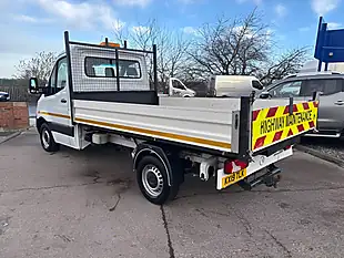 Used 2019 Mercedes-Benz Sprinter Tipper White - Interior and Exterior details 8