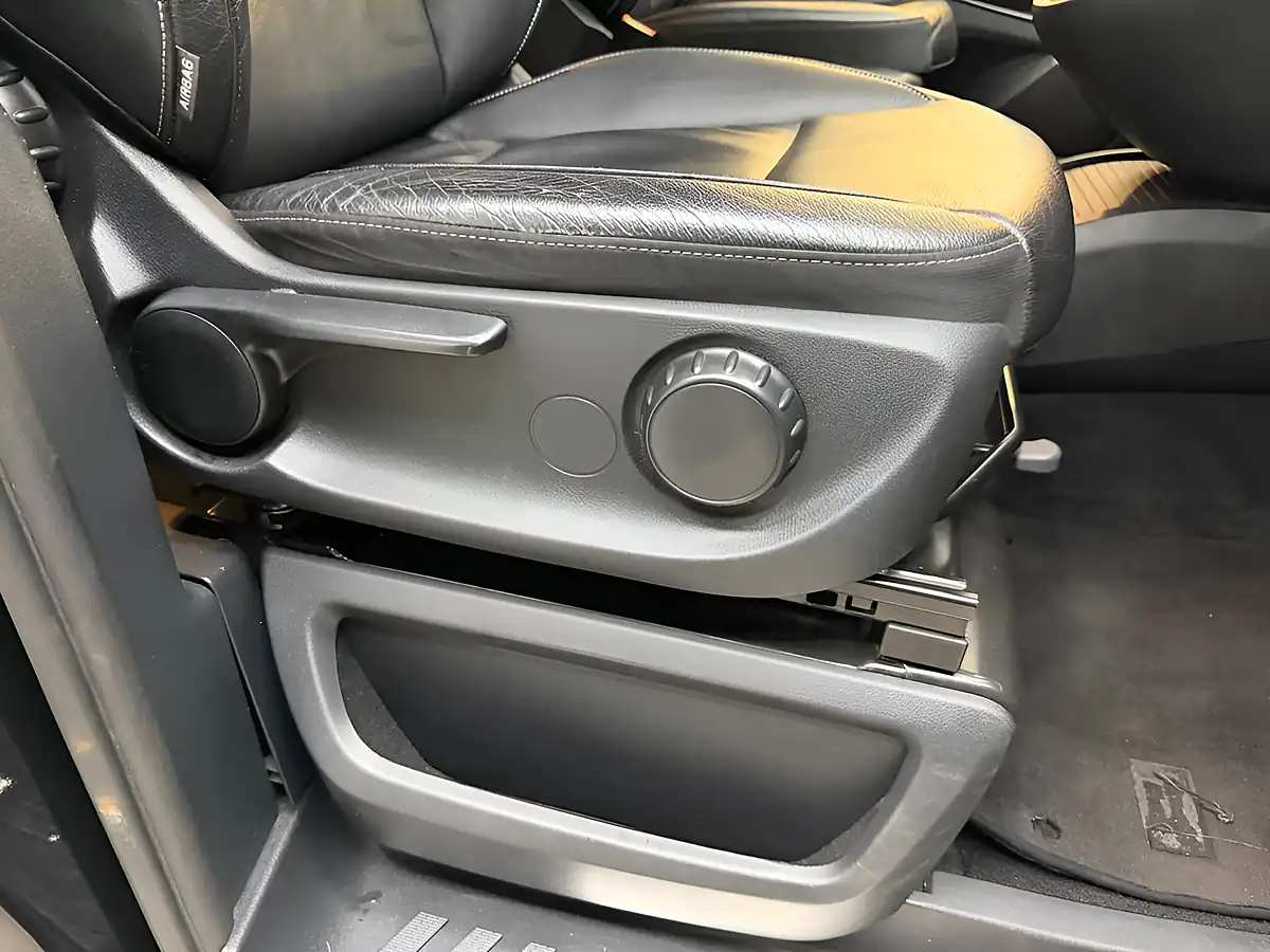 Used 2019 Mercedes-Benz V Class AMG Line Marco Polo Horizon Black - Interior and Exterior details 12