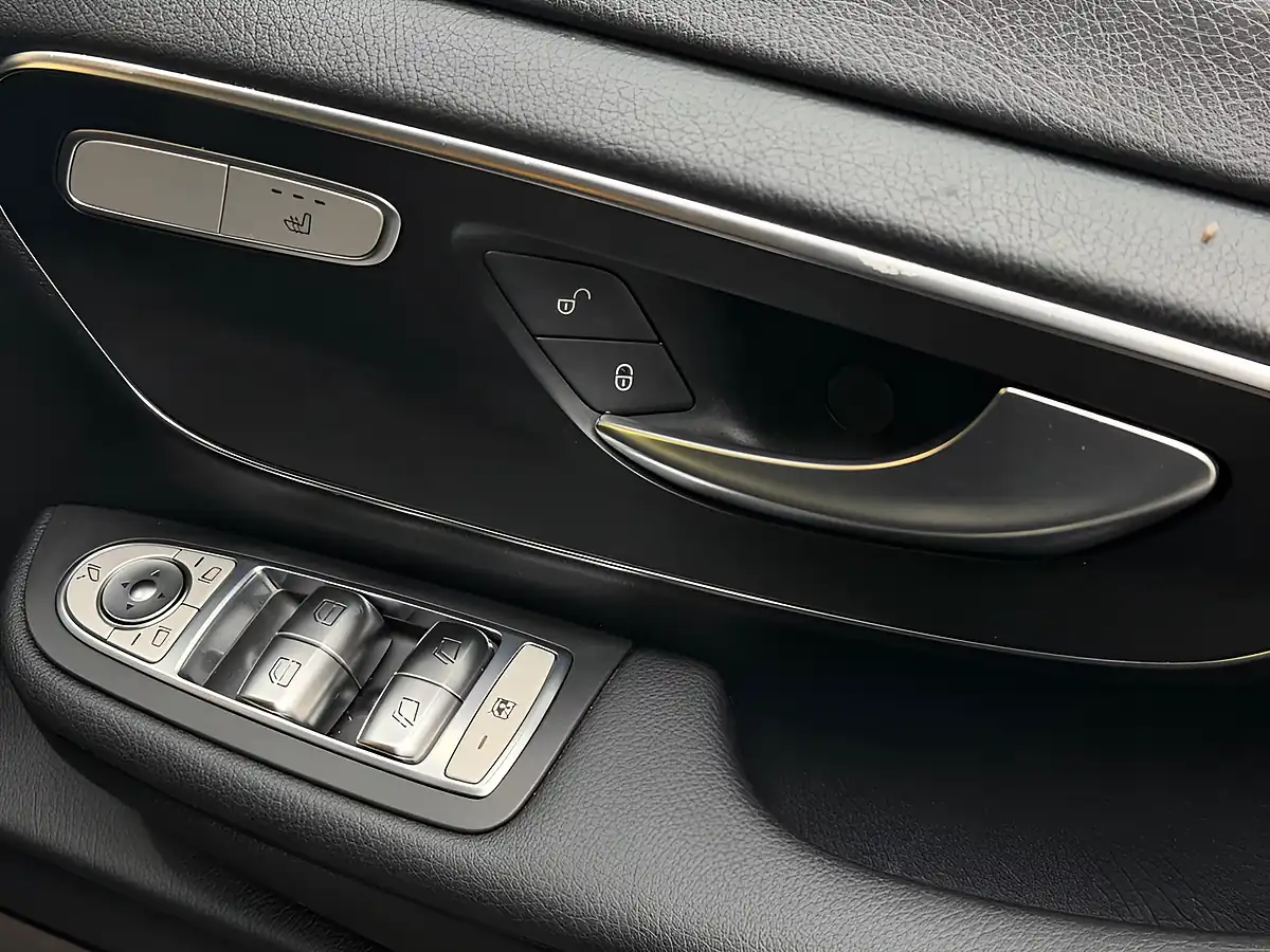 Used 2019 Mercedes-Benz V Class AMG Line Marco Polo Horizon Black - Interior and Exterior details 18