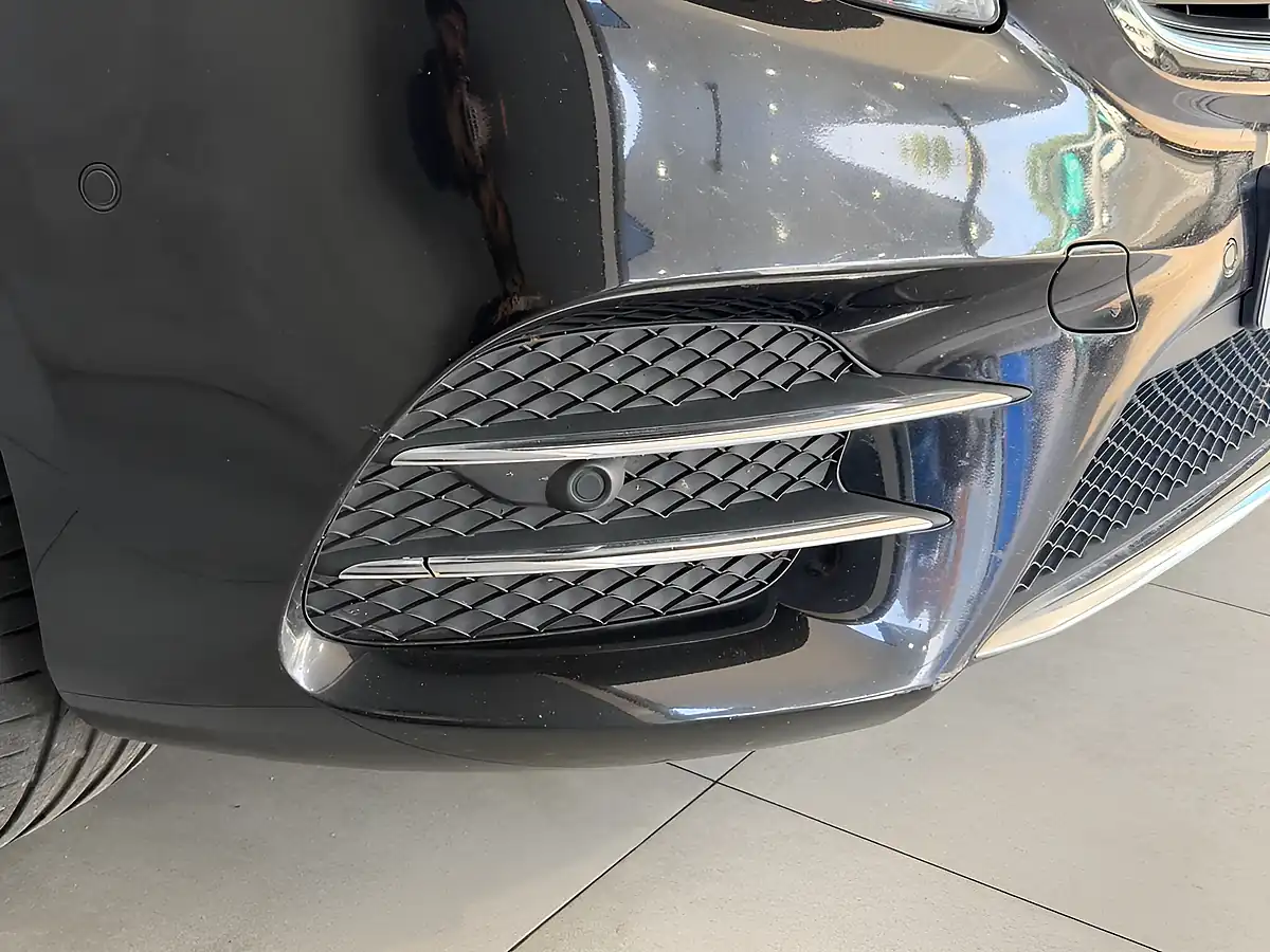 Used 2019 Mercedes-Benz V Class AMG Line Marco Polo Horizon Black - Interior and Exterior details 19