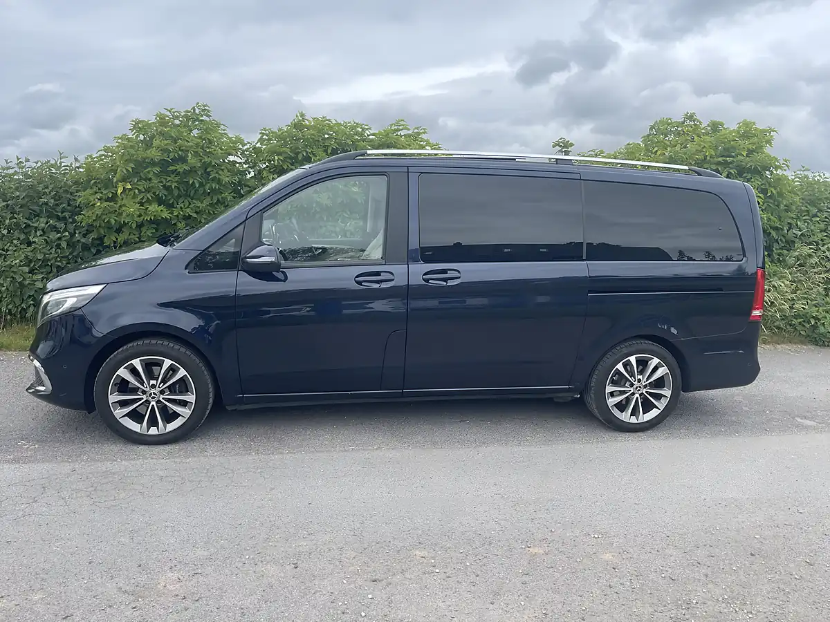 Used 2019 Mercedes-Benz V Class Sport Cavansite Blue Metallic - Interior and Exterior details 5
